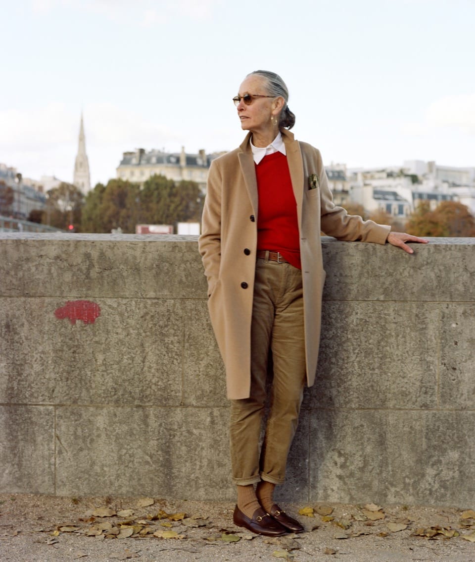Camel Coat with Red Sweater and Brown Trousers Camel Coat with Red Sweater and Brown Trousers — Trendy Basic Outfits