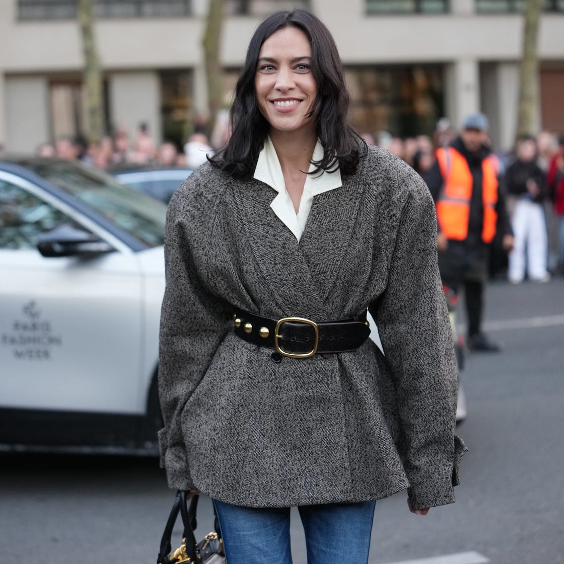 Studded Belt Cinching An Oversized Jacket Studded Belt Cinching An Oversized Jacket — Trendy Belt Outfits