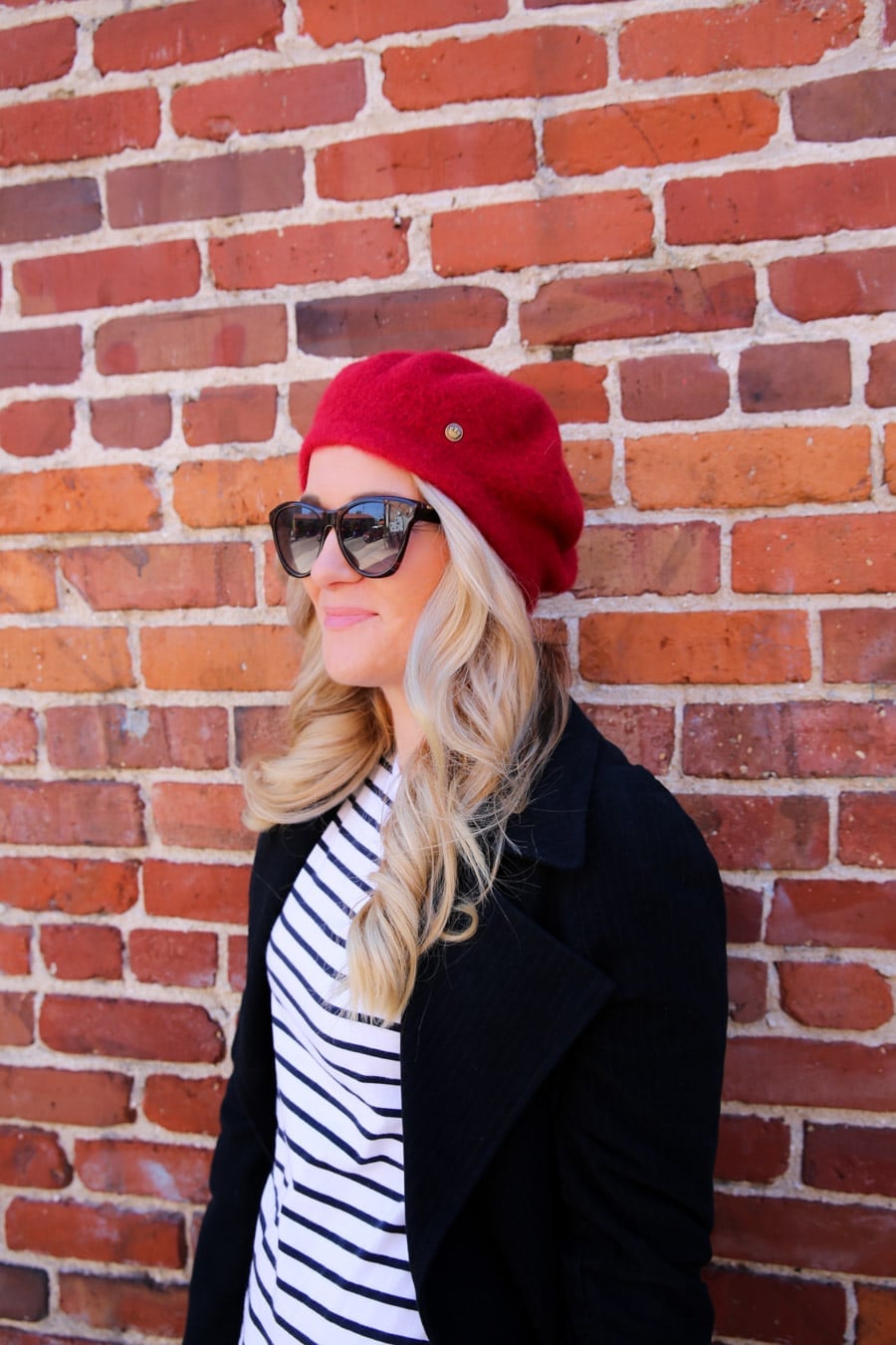 Red Beret with Trench Coat and Stripes — Trendy Beret Outfits