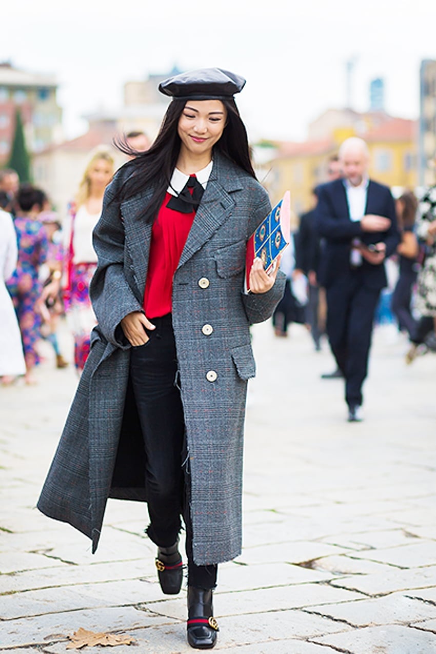 Checked Coat and Beret for Casual Chic — Trendy Beret Outfits