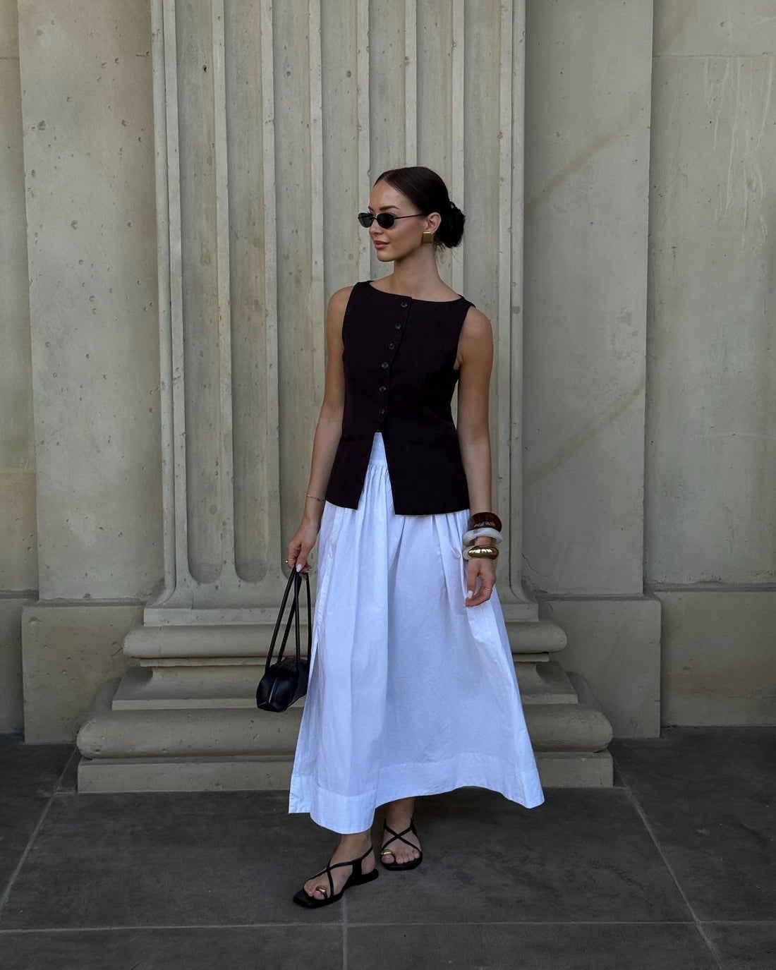 13 Trendy Outfits with White Skirt Looks 2025 – CreativeBooster