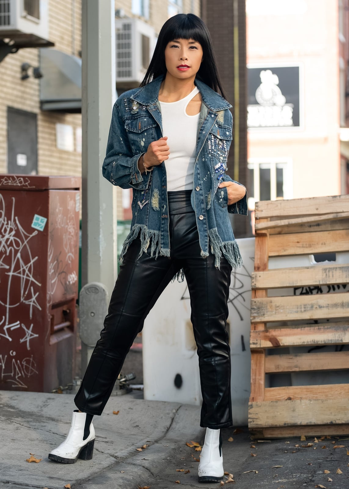 Black Leather Trousers with a Denim Jacket — Trendy Black Leather Pants Outfit