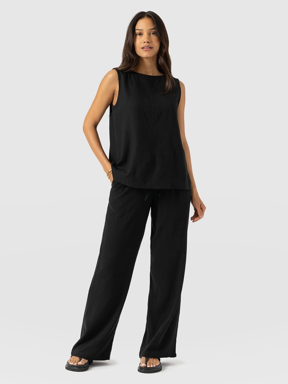 Monochromatic Black Linen Trousers With Drawstring Waist Monochromatic Black Linen Trousers With Drawstring Waist — Trendy Black Linen Pants Outfit