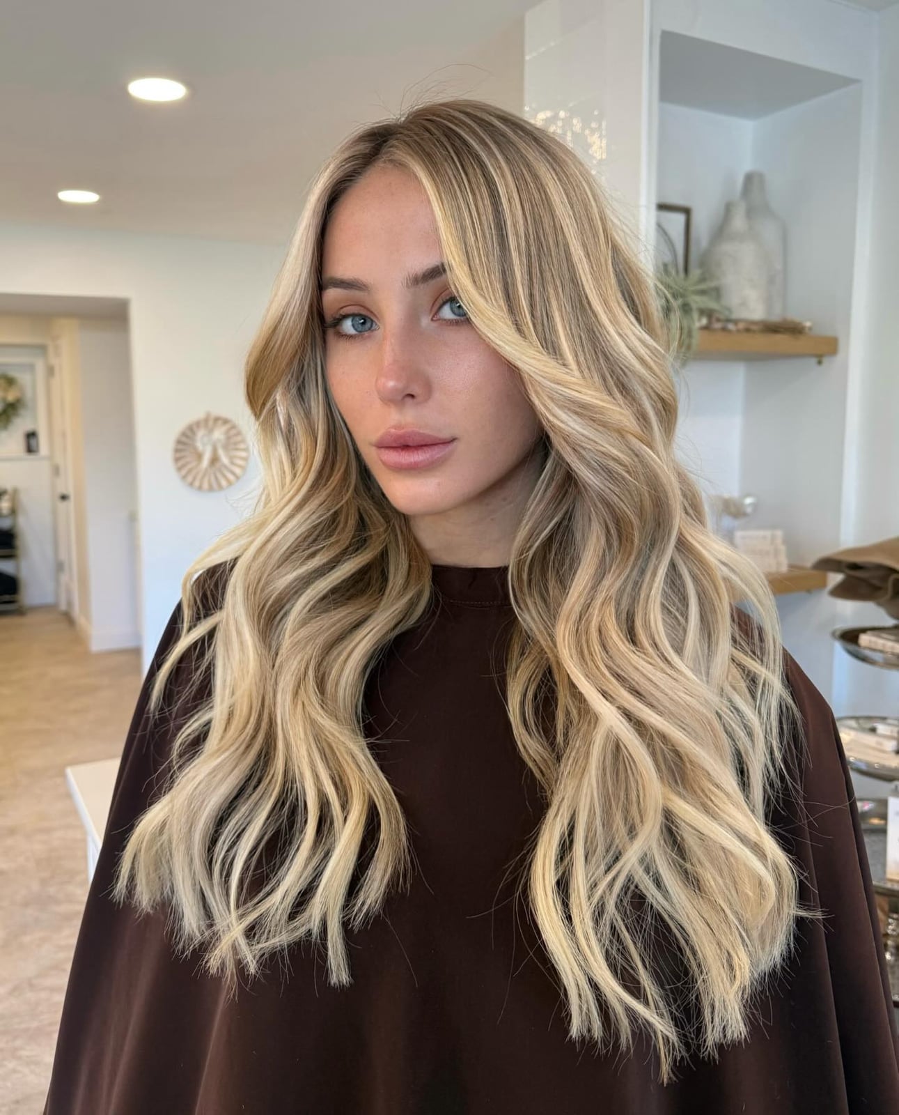 Mid-Back Layers With Face-Framing Balayage, Close-Up Take Mid-Back Layers With Face-Framing Balayage, Close-Up Take — Trendy Blonde Balayage