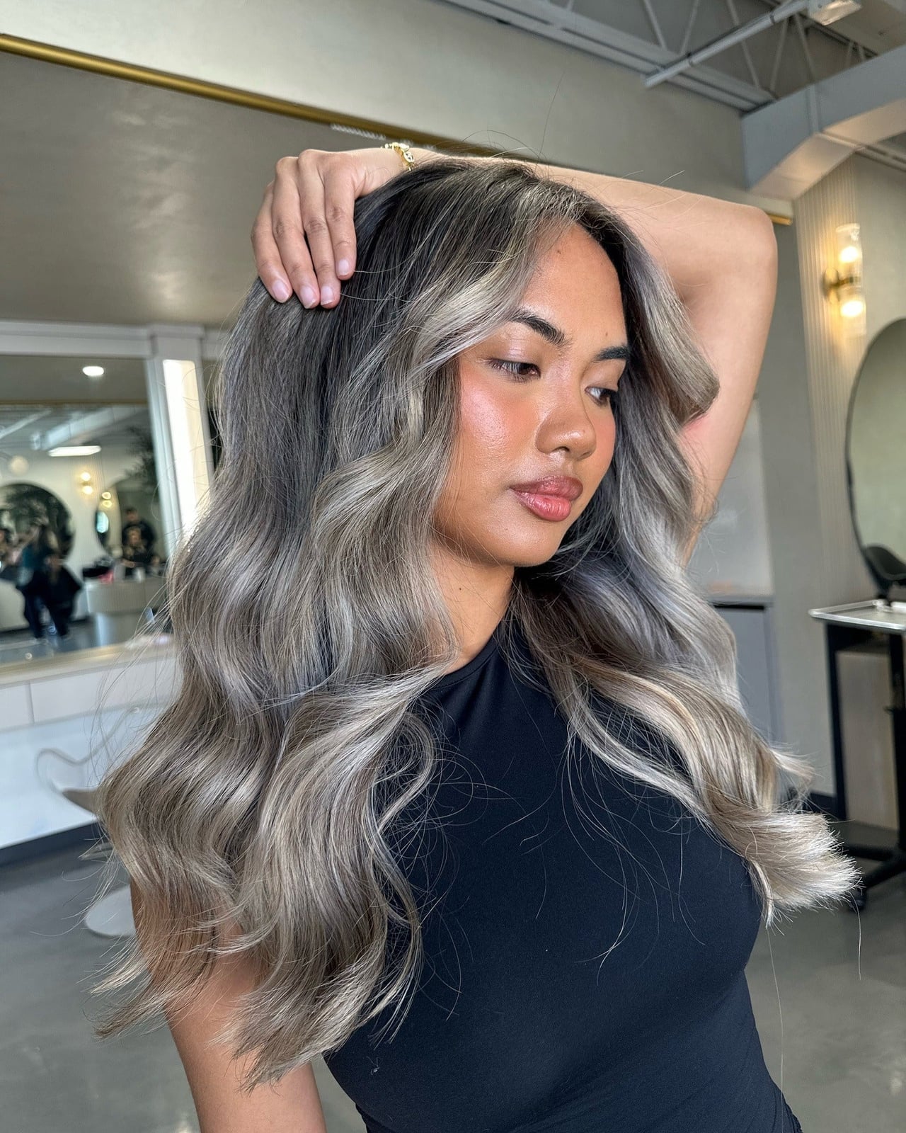 Mid-Back Platinum Blonde Balayage With Curtain Bangs Mid-Back Platinum Blonde Balayage With Curtain Bangs — Trendy Blonde Balayage