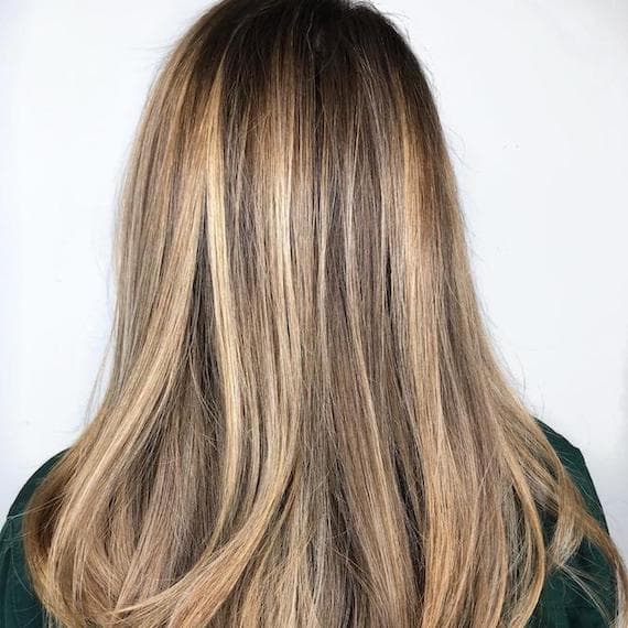 Mid-Back Fine Hair With Neutral Blonde Balayage Mid-Back Fine Hair With Neutral Blonde Balayage — Trendy Blonde Balayage