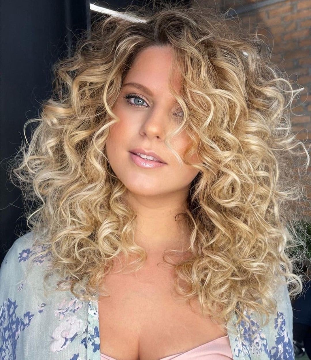 Medium-Long Thick Blonde Defined Curls Medium-Long Thick Blonde Defined Curls — Trendy Blonde Wavy Hair