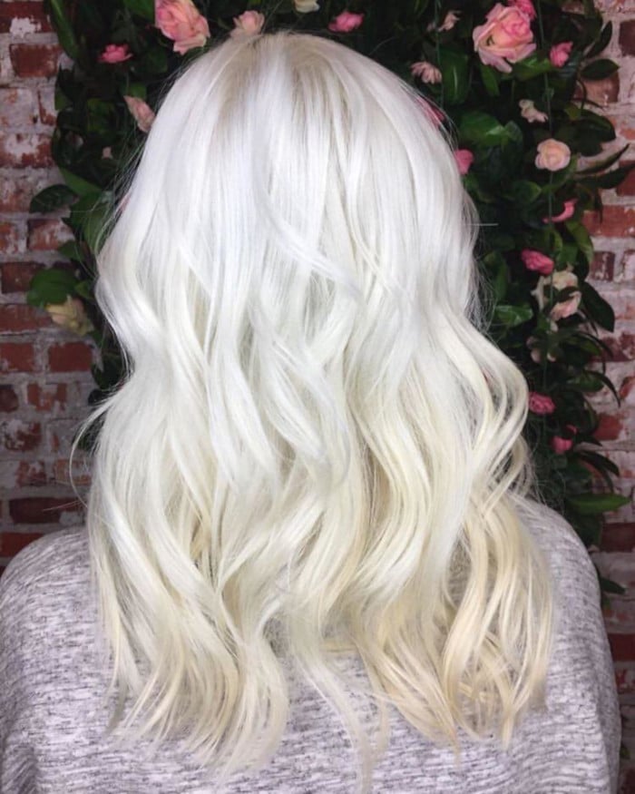 Mid-Back Fine Scandi Blonde Waves Mid-Back Fine Scandi Blonde Waves — Trendy Blonde Wavy Hair