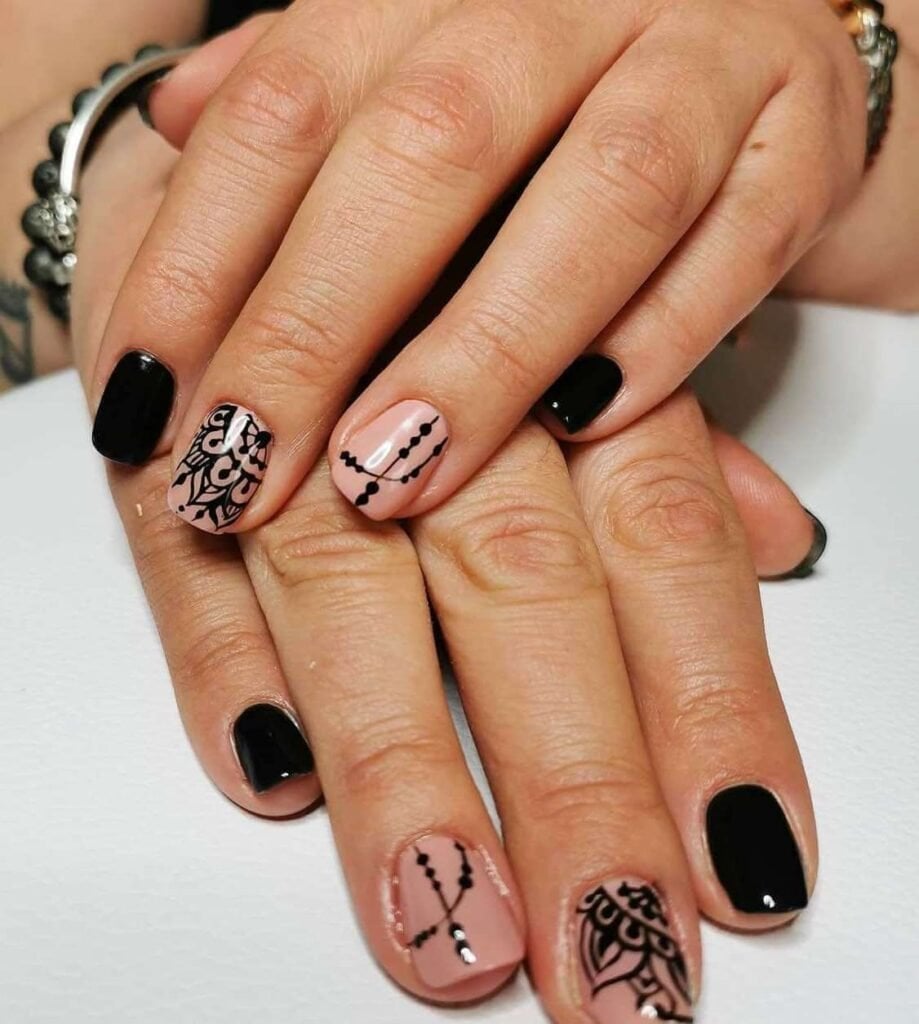 Short Square Black Line Art Mandala Nails Short Square Black Line Art Mandala Nails — Trendy Boho Nails
