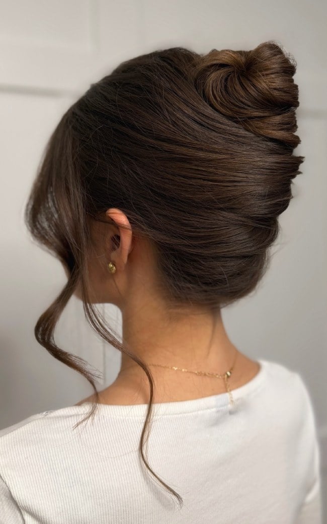 Smooth Chignon At The Nape — Trendy Bridal Hairstyles