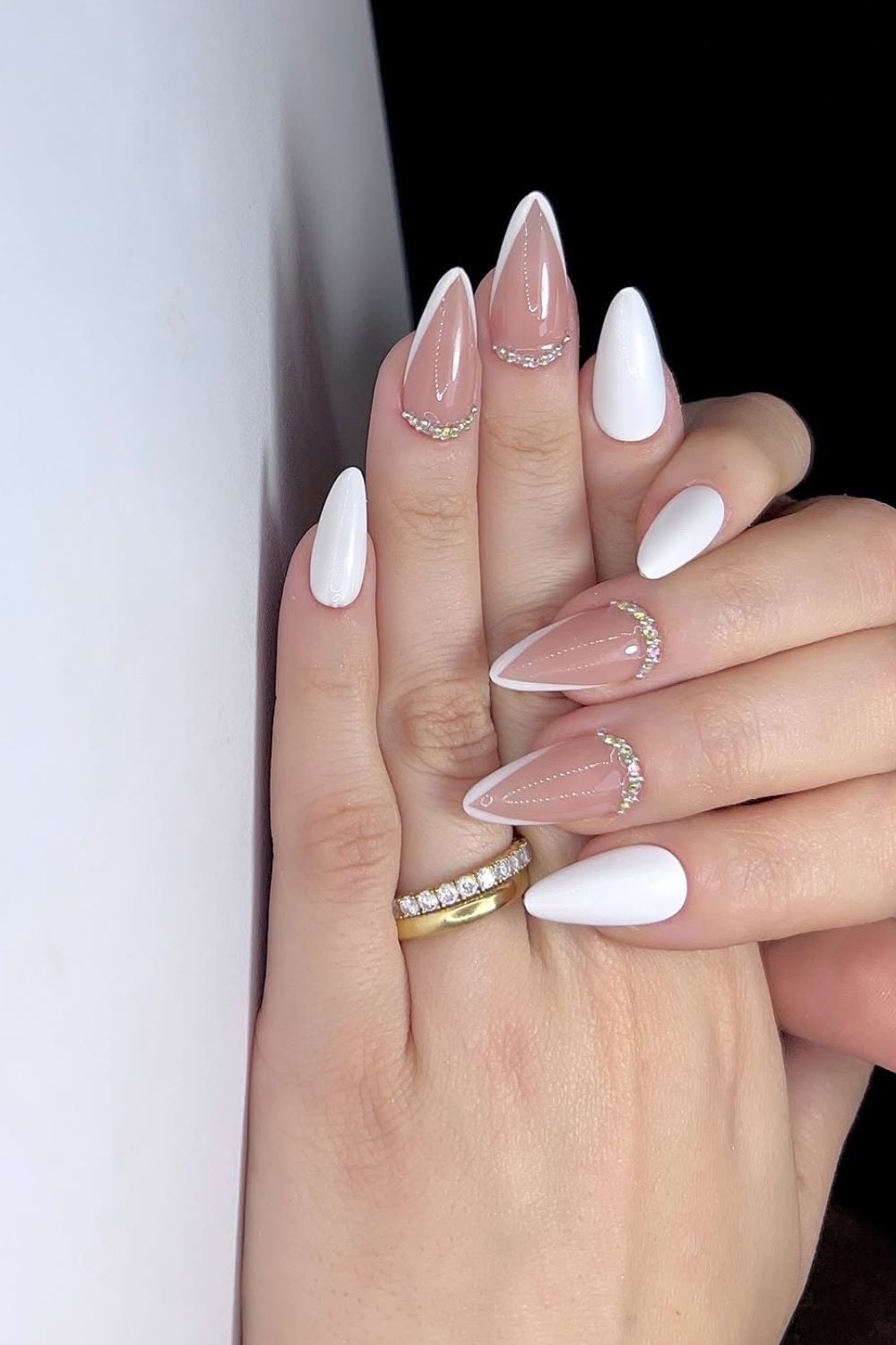 Medium Stiletto Nails With Gold Lines And Rhinestones Medium Stiletto Nails With Gold Lines And Rhinestones — Trendy Bride Nail