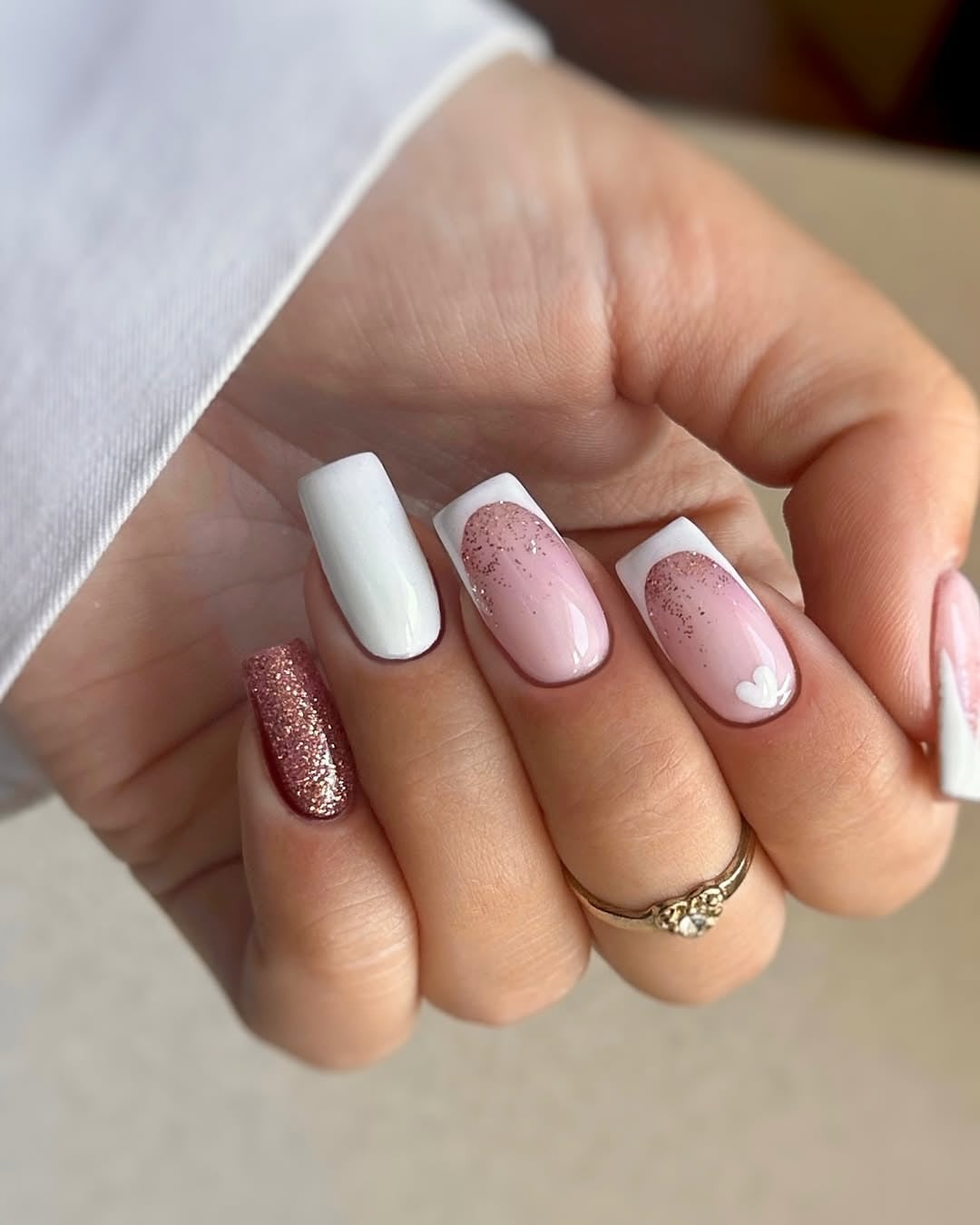 White Pink Glitter Rose Gold Square White Pink Glitter Rose Gold Square — Trendy Bridesmaid Nails