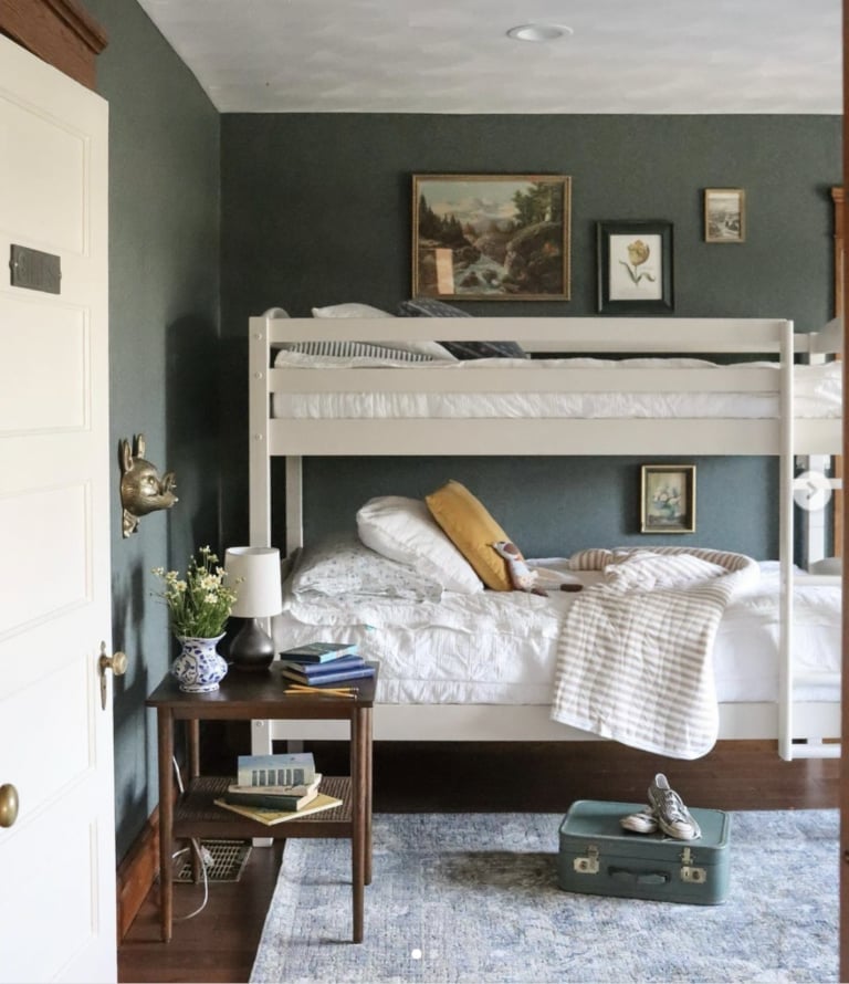 Classic White Bunk Bed with Vintage Suitcase Styling and Painted Wood Classic White Bunk Bed with Vintage Suitcase Styling and Painted Wood — Trendy Bunk Bed Ideas