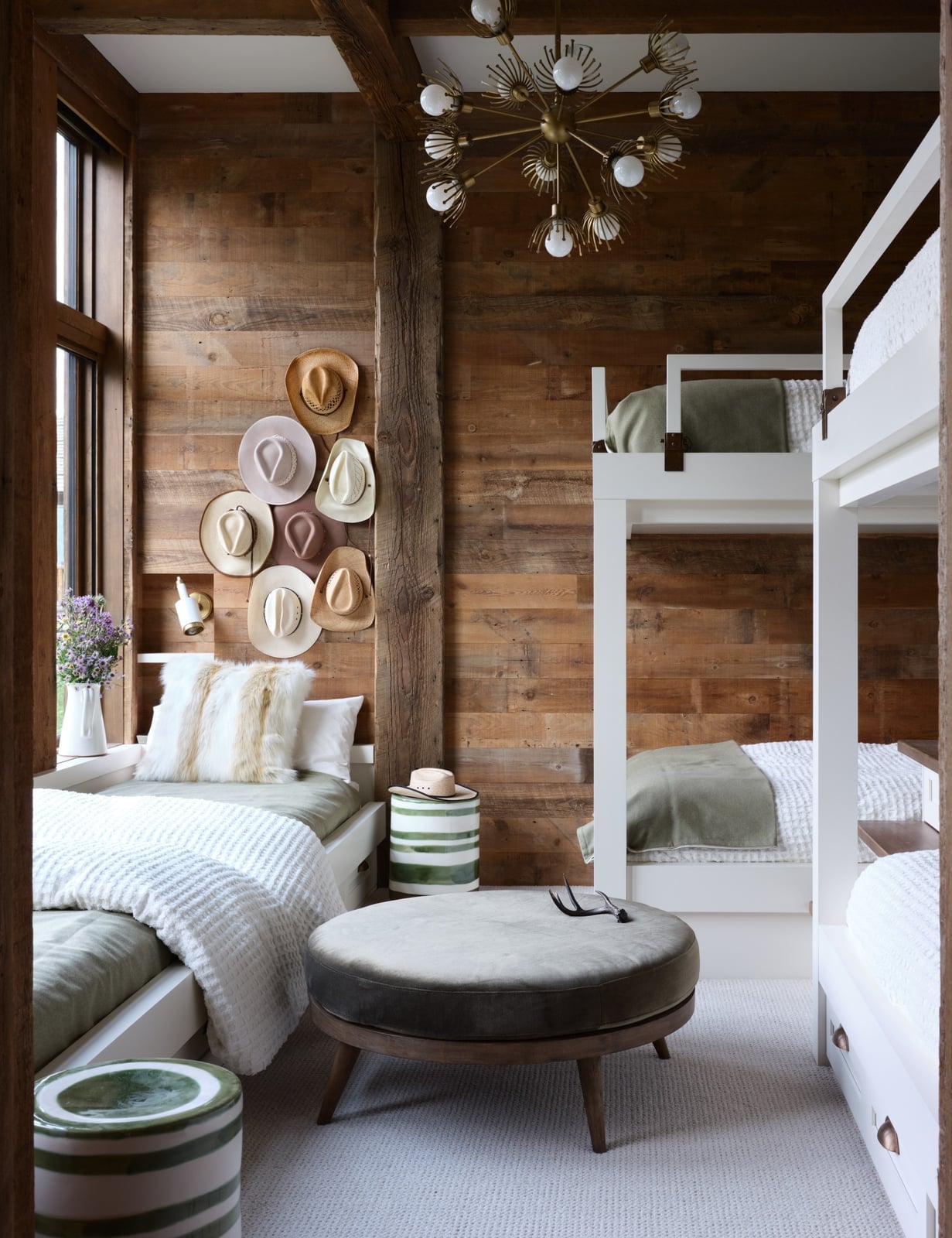 Rustic Bunk Beds with Wood Wall and Hat Display Rustic Bunk Beds with Wood Wall and Hat Display — Trendy Bunk Bed Ideas