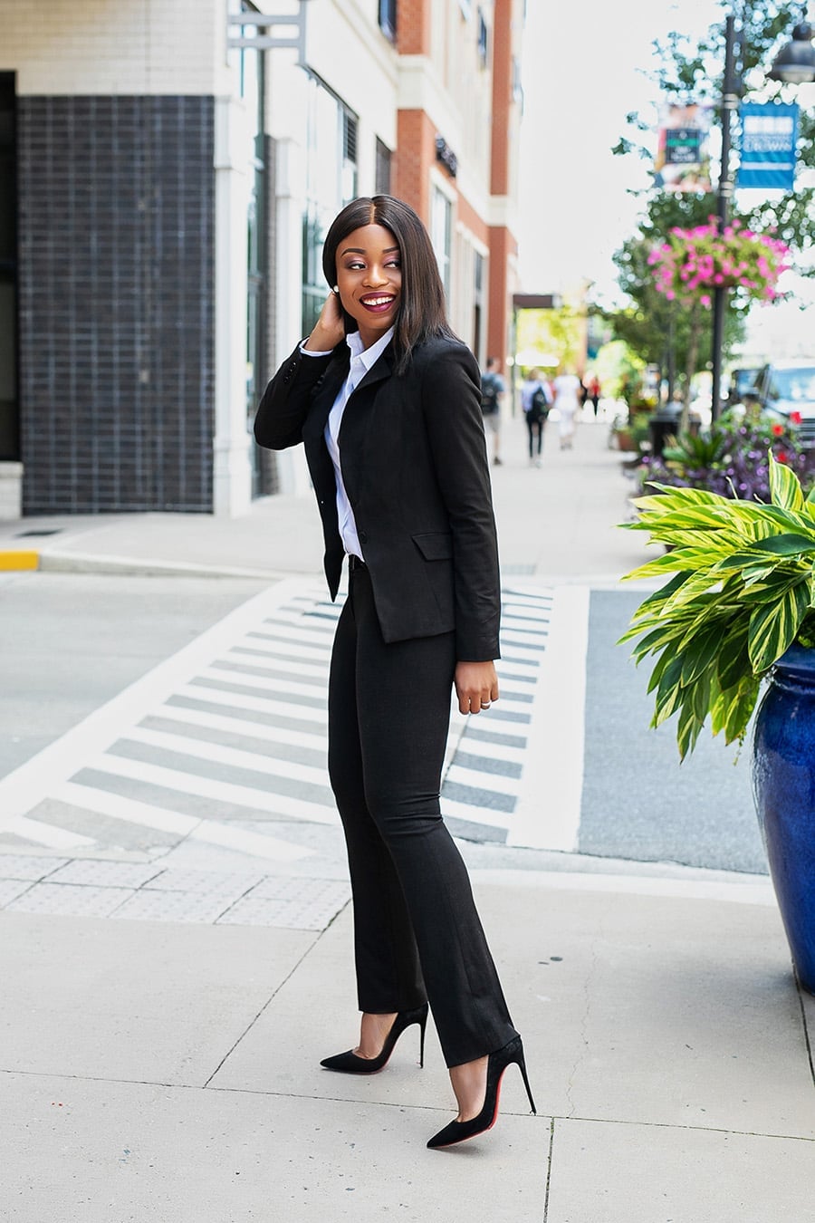 Classic Black Pantsuit with White Button-Down Shirt — Trendy Business Casual Outfits Black Women
