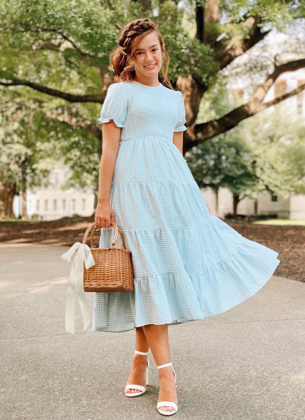 Gingham Midi Dress with a Woven Basket Gingham Midi Dress with a Woven Basket — Trendy Casual Church Outfit