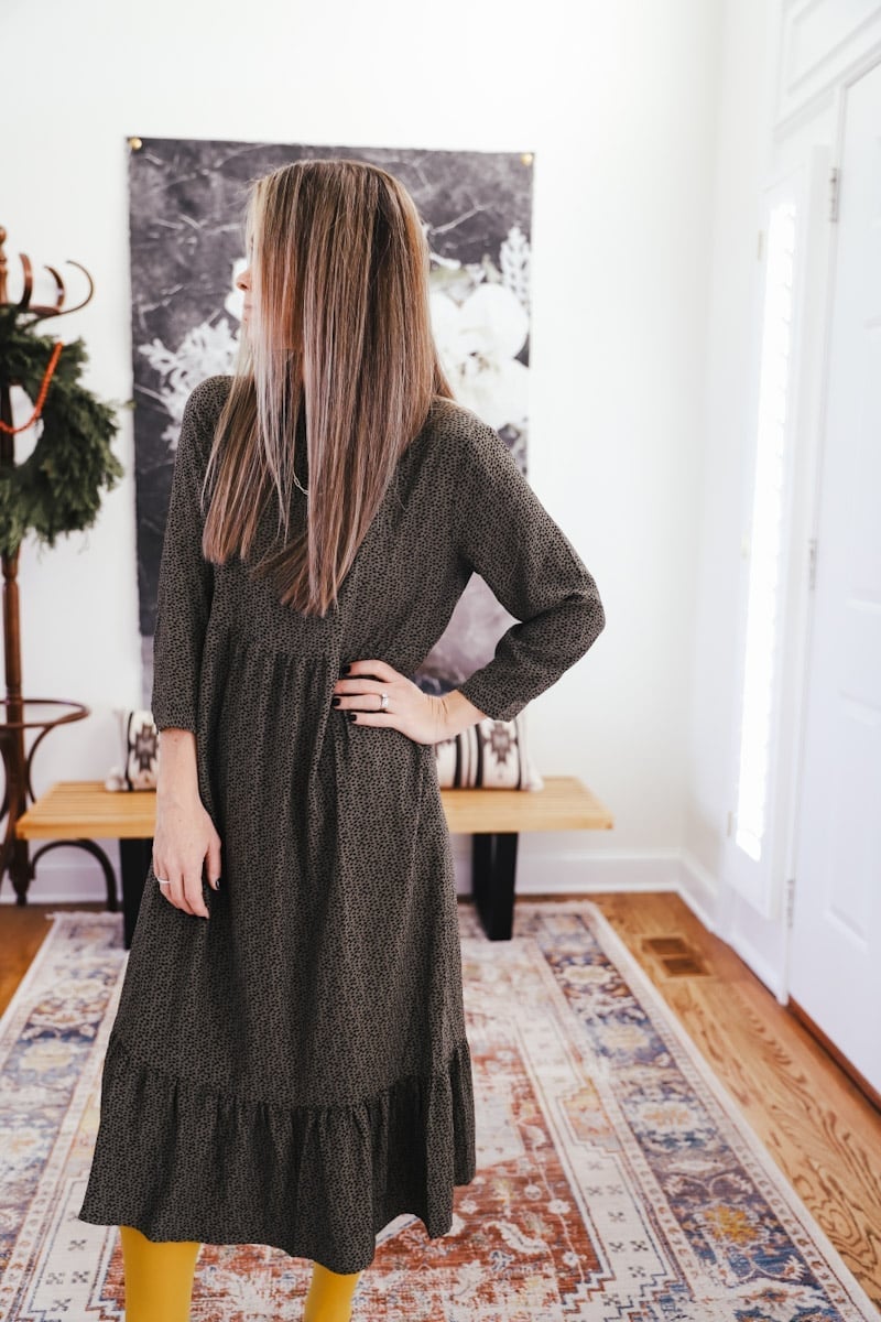 Geometric Print Midi Dress with a Tiered Hem Geometric Print Midi Dress with a Tiered Hem — Trendy Casual Church Outfit