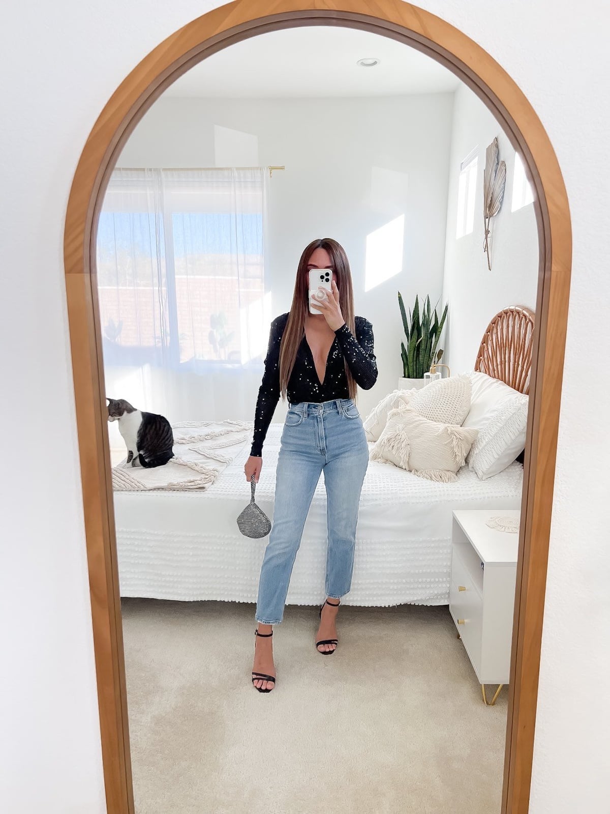 Sparkly Black Top with Light Blue Jeans Party Look — Trendy Casual Party Outfit