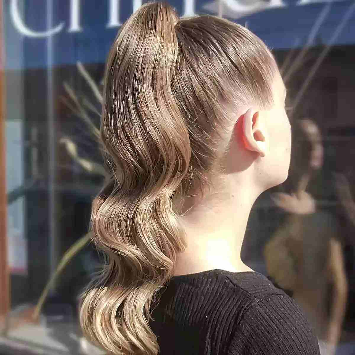 Collarbone Waves With Face Framing Layers — Trendy Cheer Hair