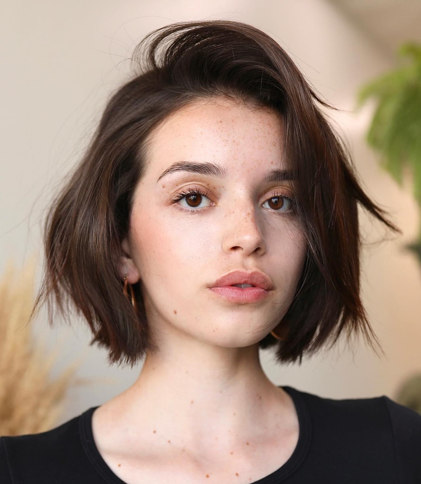 Ash Blonde Bob With Pink Tones — Trendy Chin Length Hair