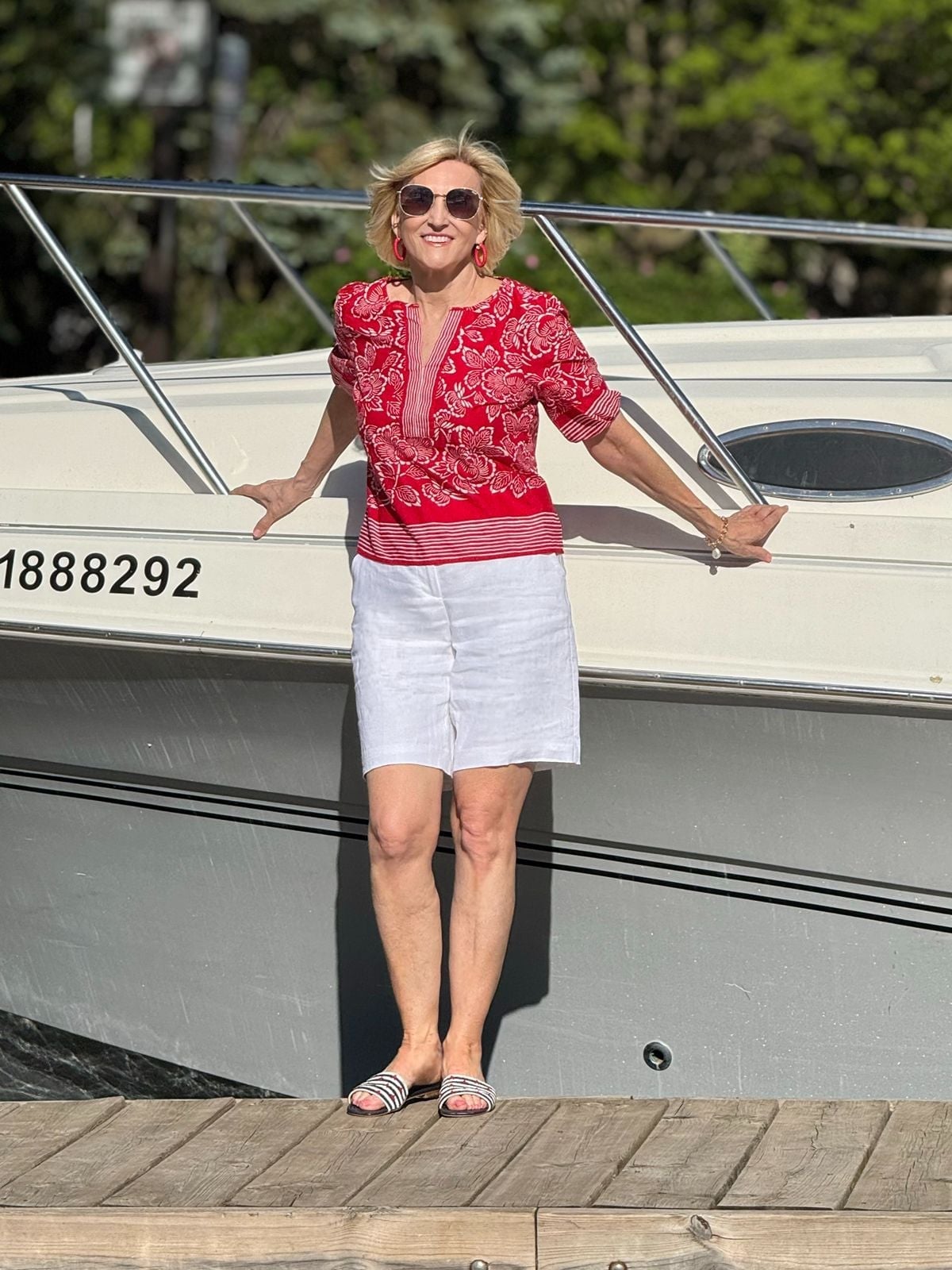 Red Floral Print V-Neck Top and White A-Line Skirt Red Floral Print V-Neck Top and White A-Line Skirt — Trendy Coastal Outfits