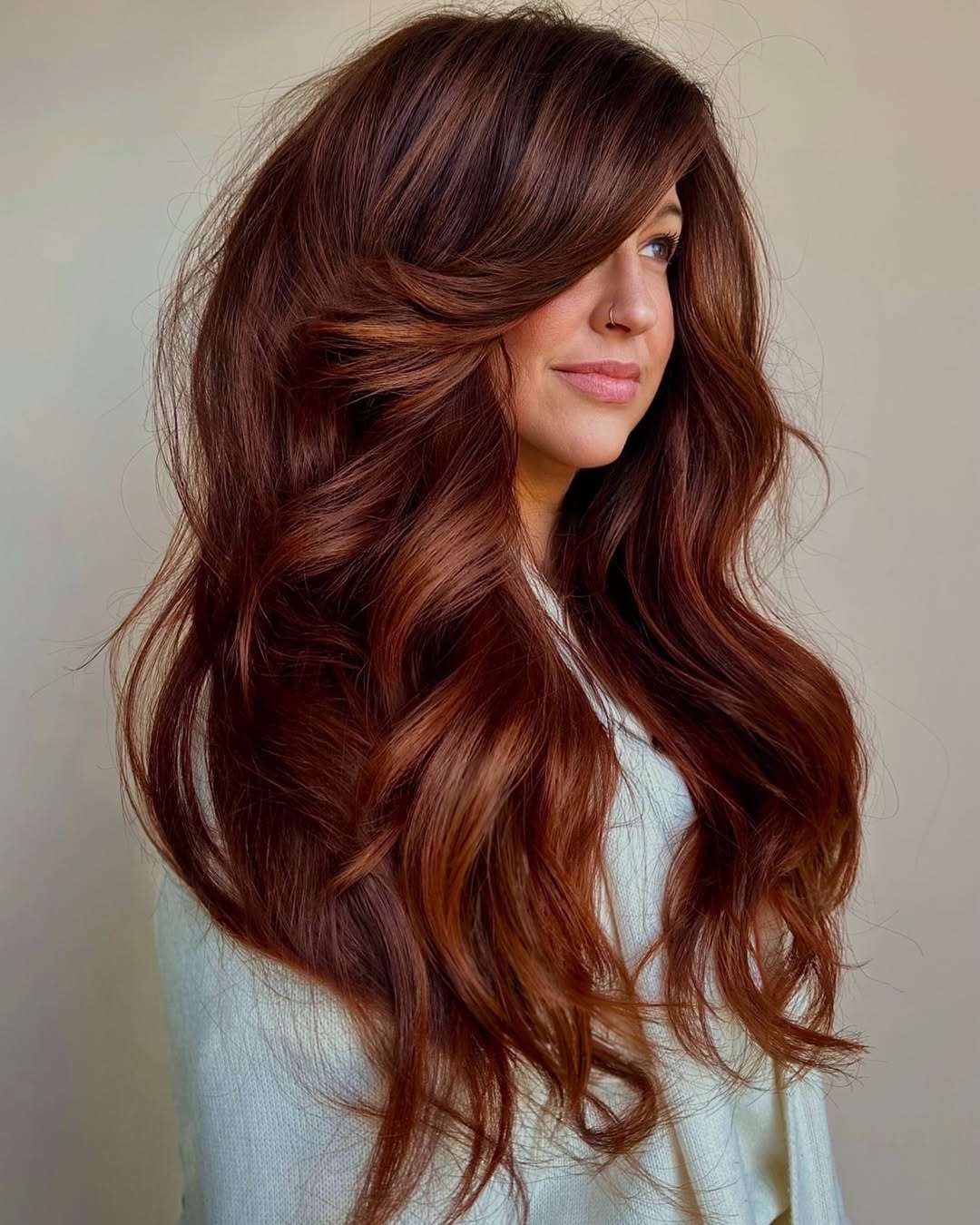 Deep Copper Mid-Back With Curtain Bangs, Wavy Deep Copper Mid-Back With Curtain Bangs, Wavy — Trendy Copper Hair
