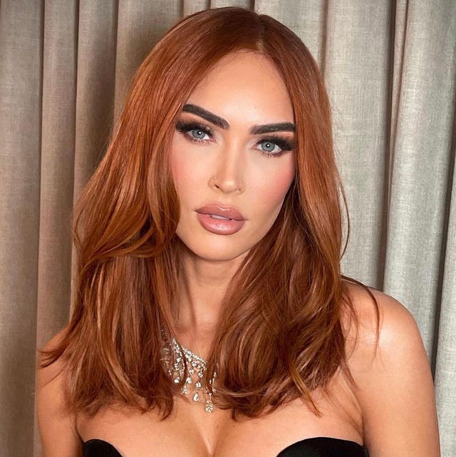 Vibrant Solid Copper Shoulder Length Vibrant Solid Copper Shoulder Length — Trendy Copper Hair