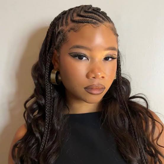 Long Mixed Texture Cornrows With Loose Waves Long Mixed Texture Cornrows With Loose Waves — Trendy Cornrows Braids for Black Women