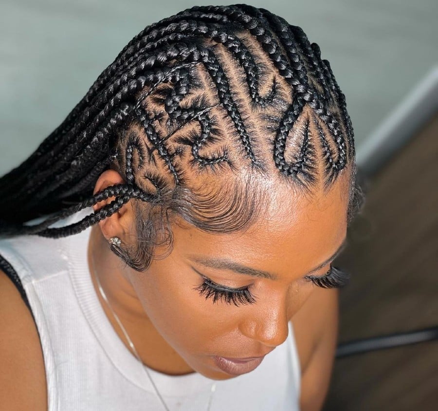 Front View Cornrows Heart Shape With Wavy Braids Front View Cornrows Heart Shape With Wavy Braids — Trendy Cornrows Braids for Black Women