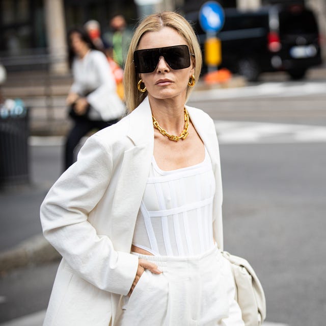 White Linen Blend Blazer Over Sheer Panel Corset White Linen Blend Blazer Over Sheer Panel Corset — Trendy Corset Top Outfits