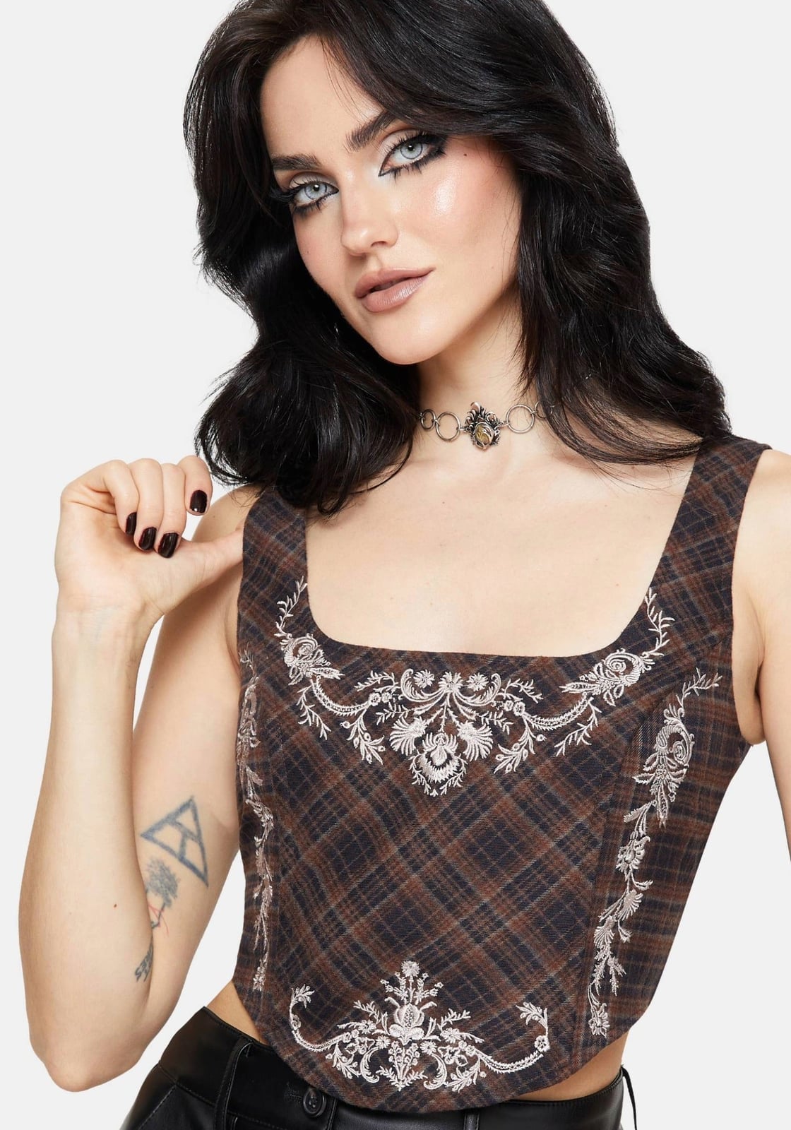 Plaid Corset Top With Cream Embroidery Plaid Corset Top With Cream Embroidery — Trendy Corset Top Outfits