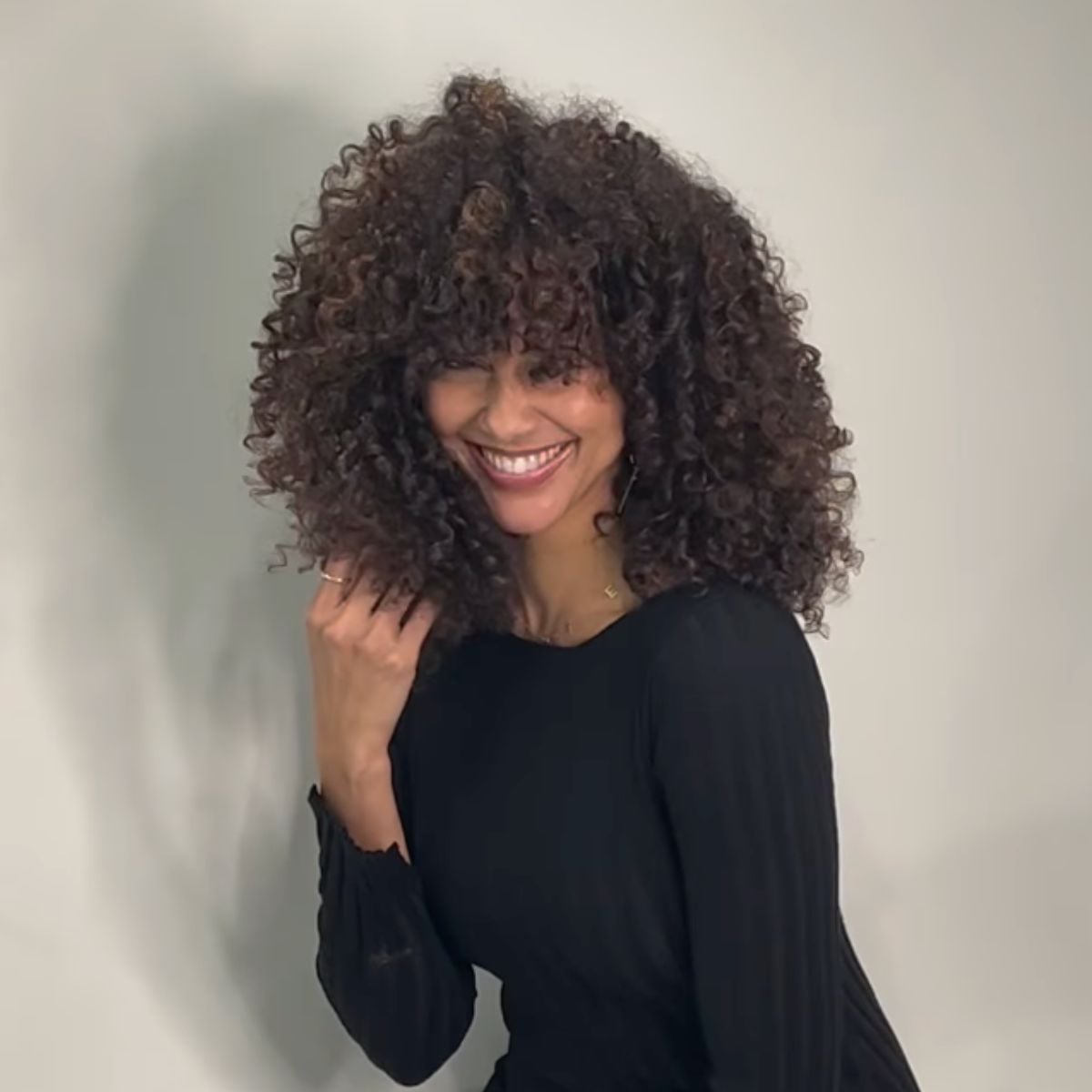 Rounded Bob With Warm Undertones — Trendy Curly Hair Products