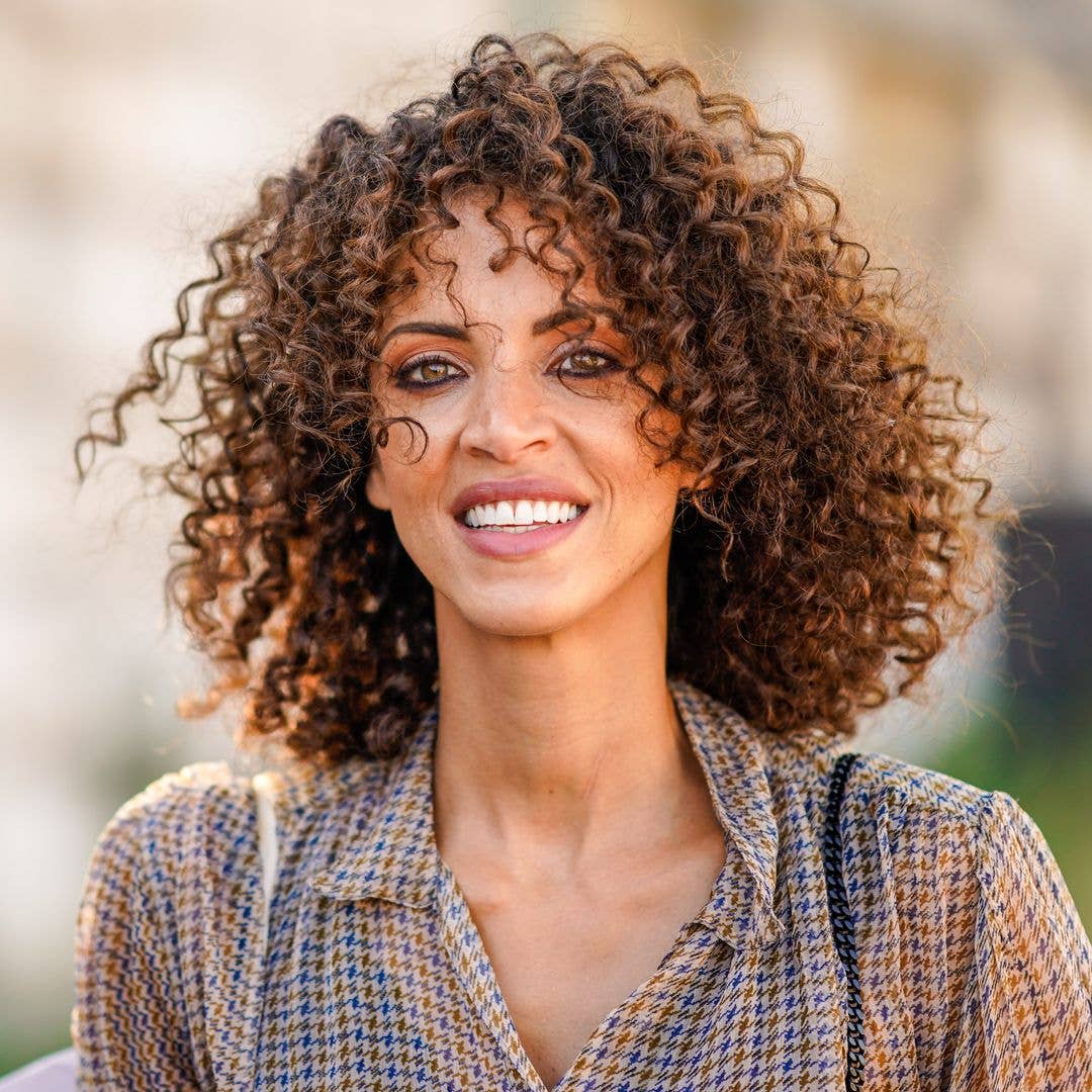 Shoulder Length Layers With Blonde Highlights — Trendy Curly Hair Products