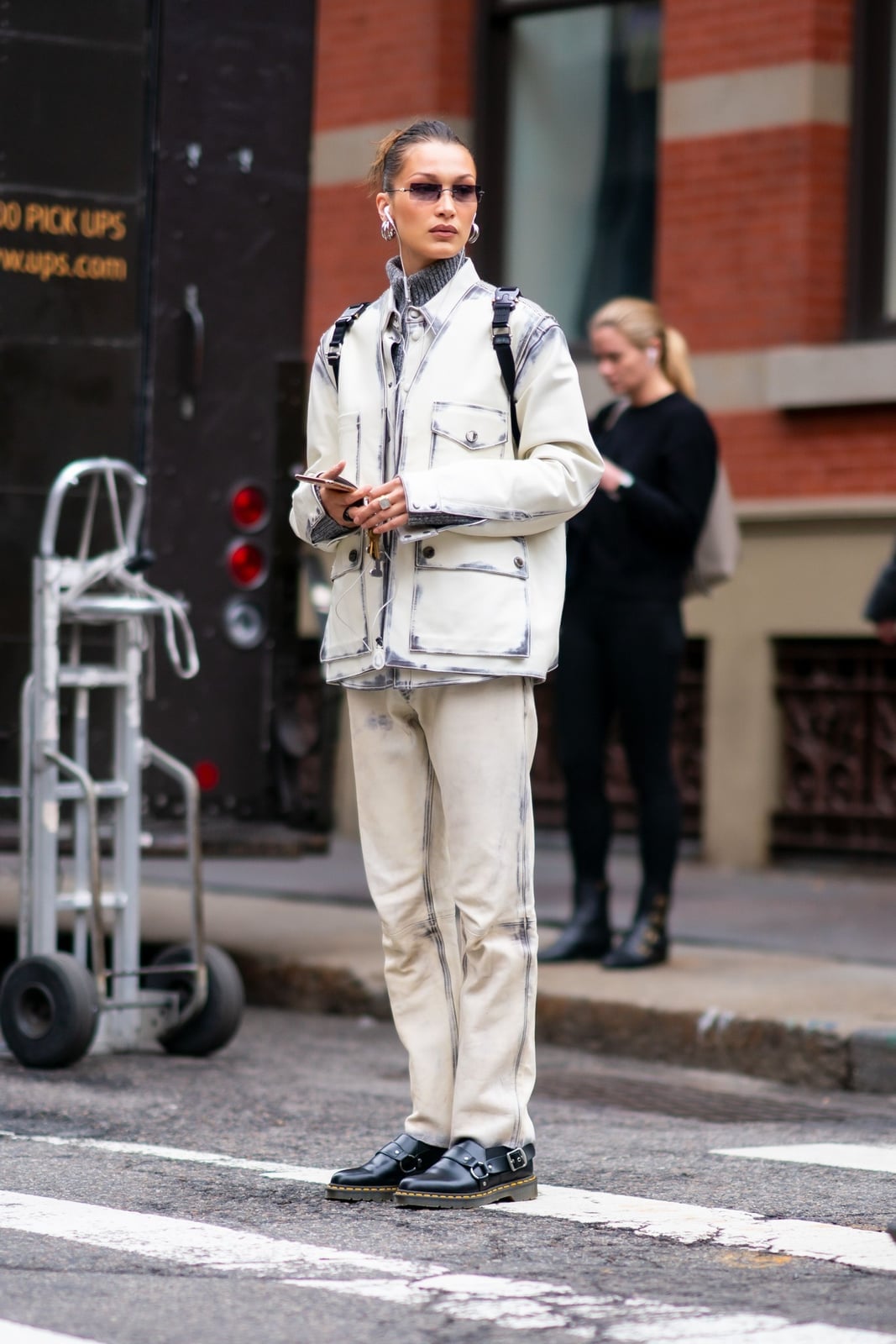 Leopard Print Boots With Straight Leg Jeans — Trendy Doc Martens Outfits