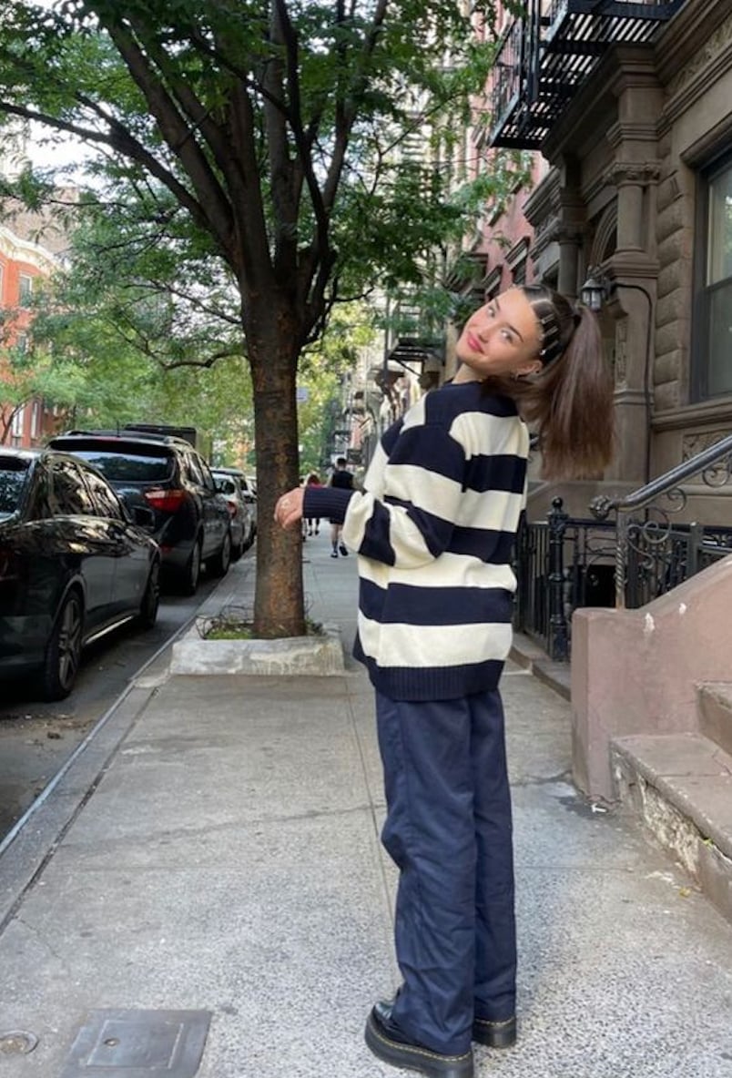 Oversized Sweater and Wide-Leg Corduroy Pants Oversized Sweater and Wide-Leg Corduroy Pants — Trendy Downtown Girl Outfits