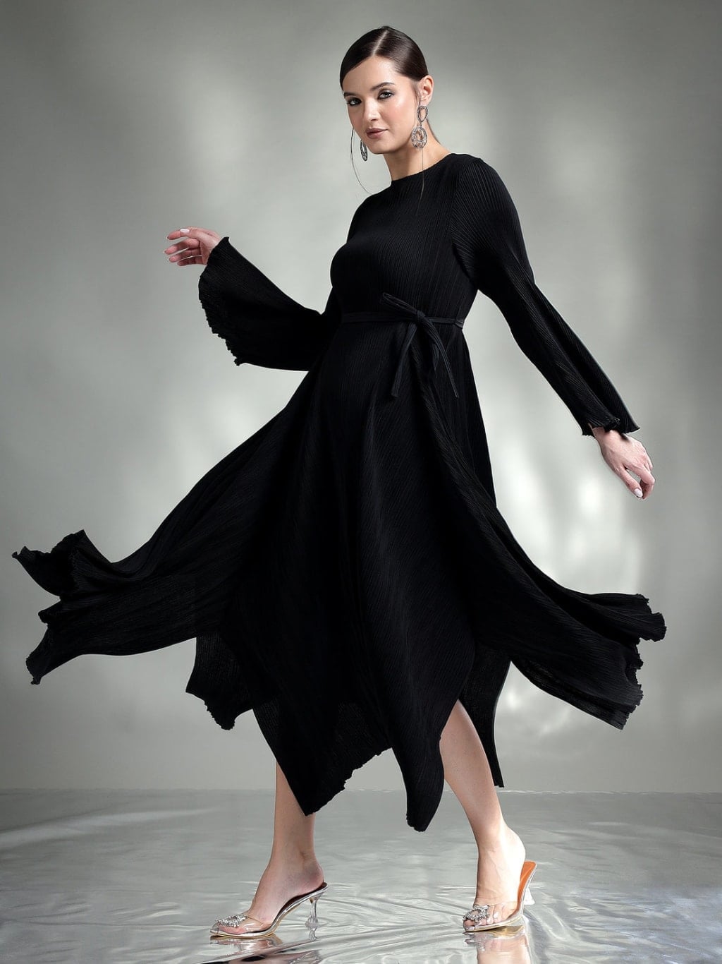 Black Pleated Maxi Dress with Asymmetrical Hem — Trendy Dress As Your Type