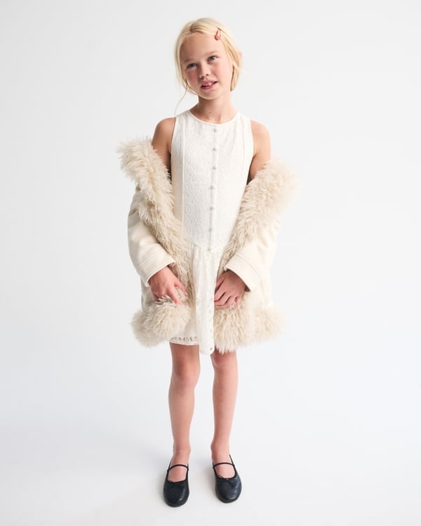White Lace A-Line Dress with Faux Fur Coat White Lace A-Line Dress with Faux Fur Coat — Trendy Dresses for Teens