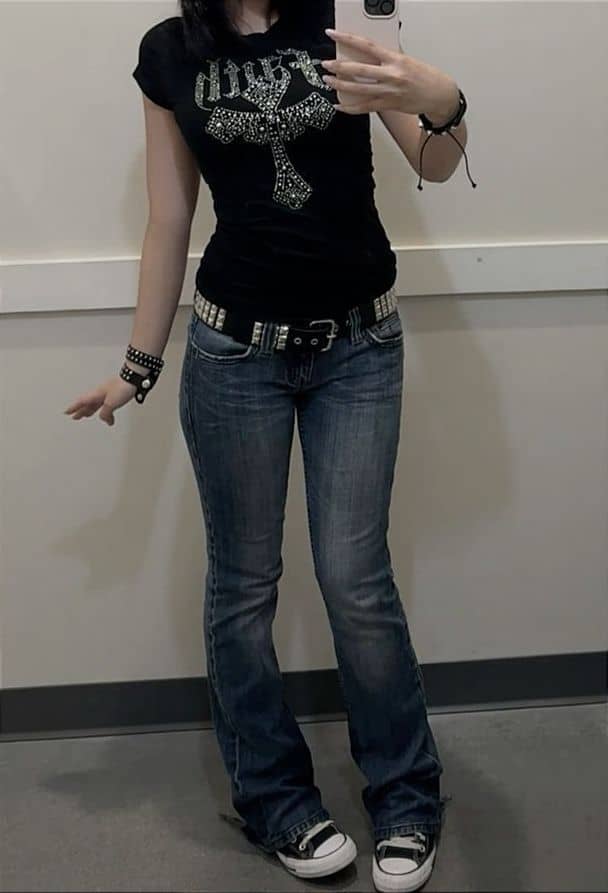 Graphic T-Shirt with Flared Jeans Graphic T-Shirt with Flared Jeans — Trendy Emo Style
