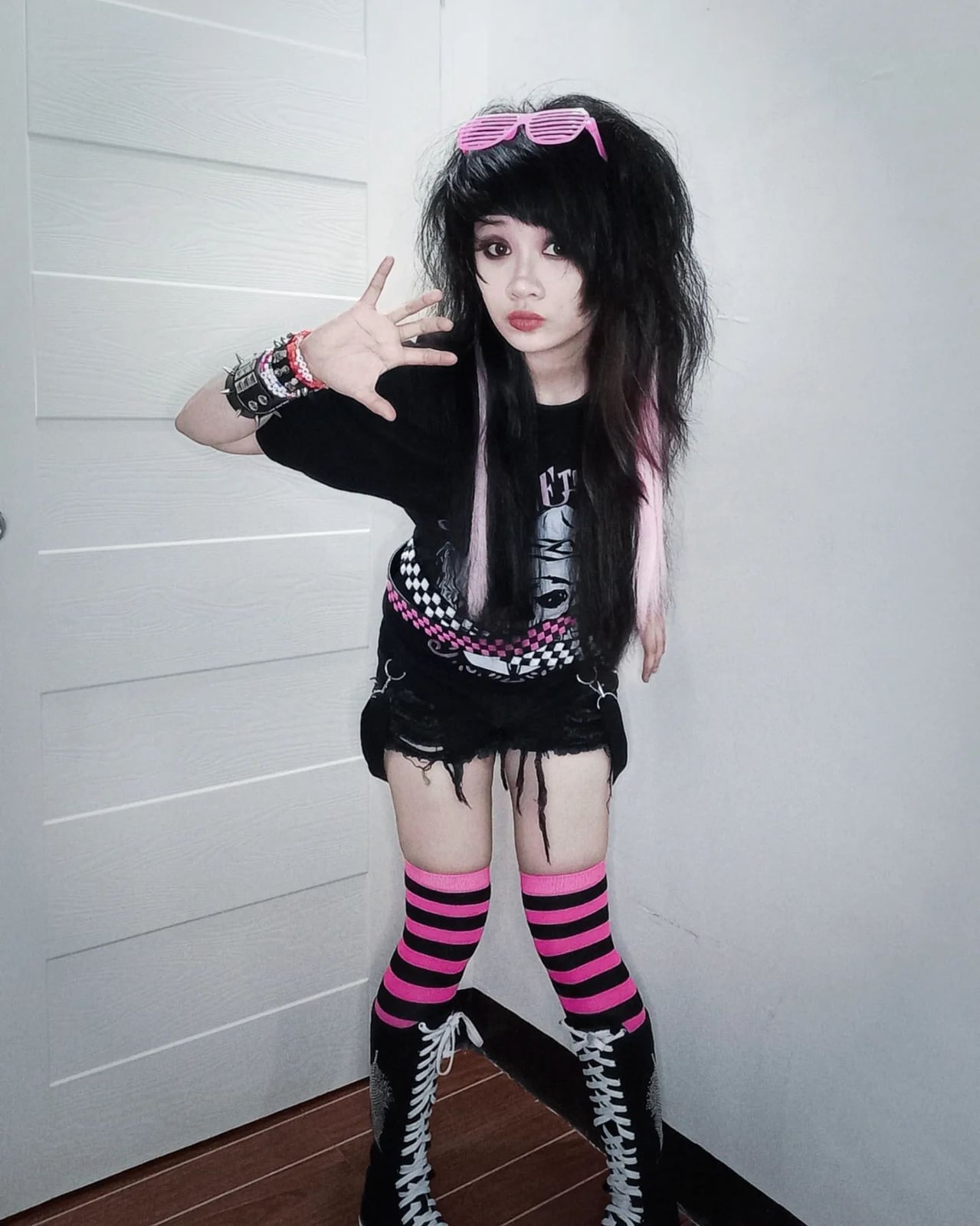 Graphic T-Shirt with Pink Striped Thigh-High Socks Graphic T-Shirt with Pink Striped Thigh-High Socks — Trendy Emo Style