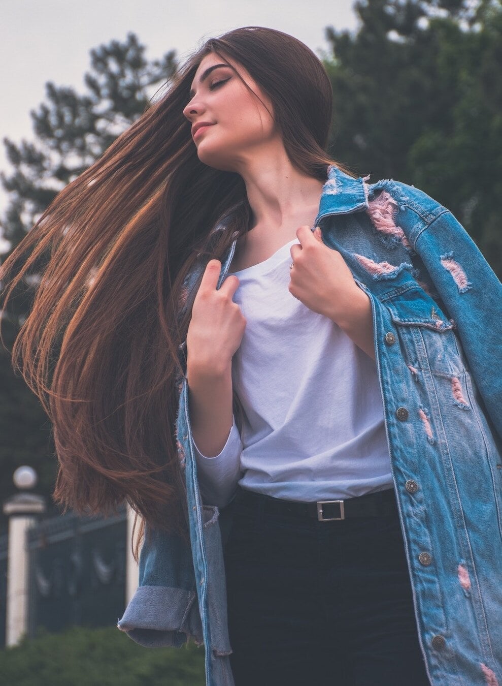 Long Dark Brown Flowing Straight Hair Long Dark Brown Flowing Straight Hair — Trendy Extensions Hair