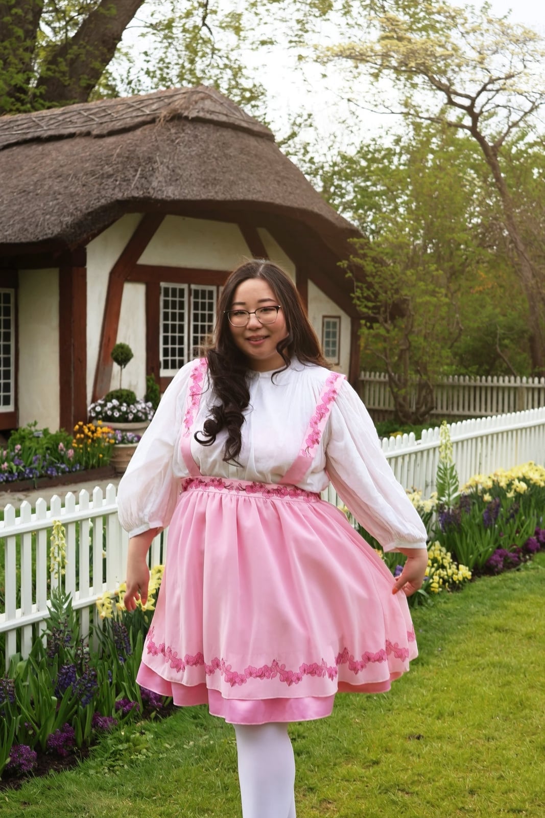 Pink Pinafore Dress With Floral Trim Blouse Pink Pinafore Dress With Floral Trim Blouse — Trendy Fairycore Outfits