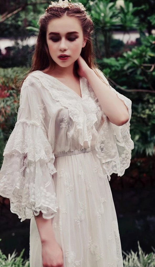 Ruffled Sleeve Lace Dress With Floral Accessory Ruffled Sleeve Lace Dress With Floral Accessory — Trendy Fairycore Outfits