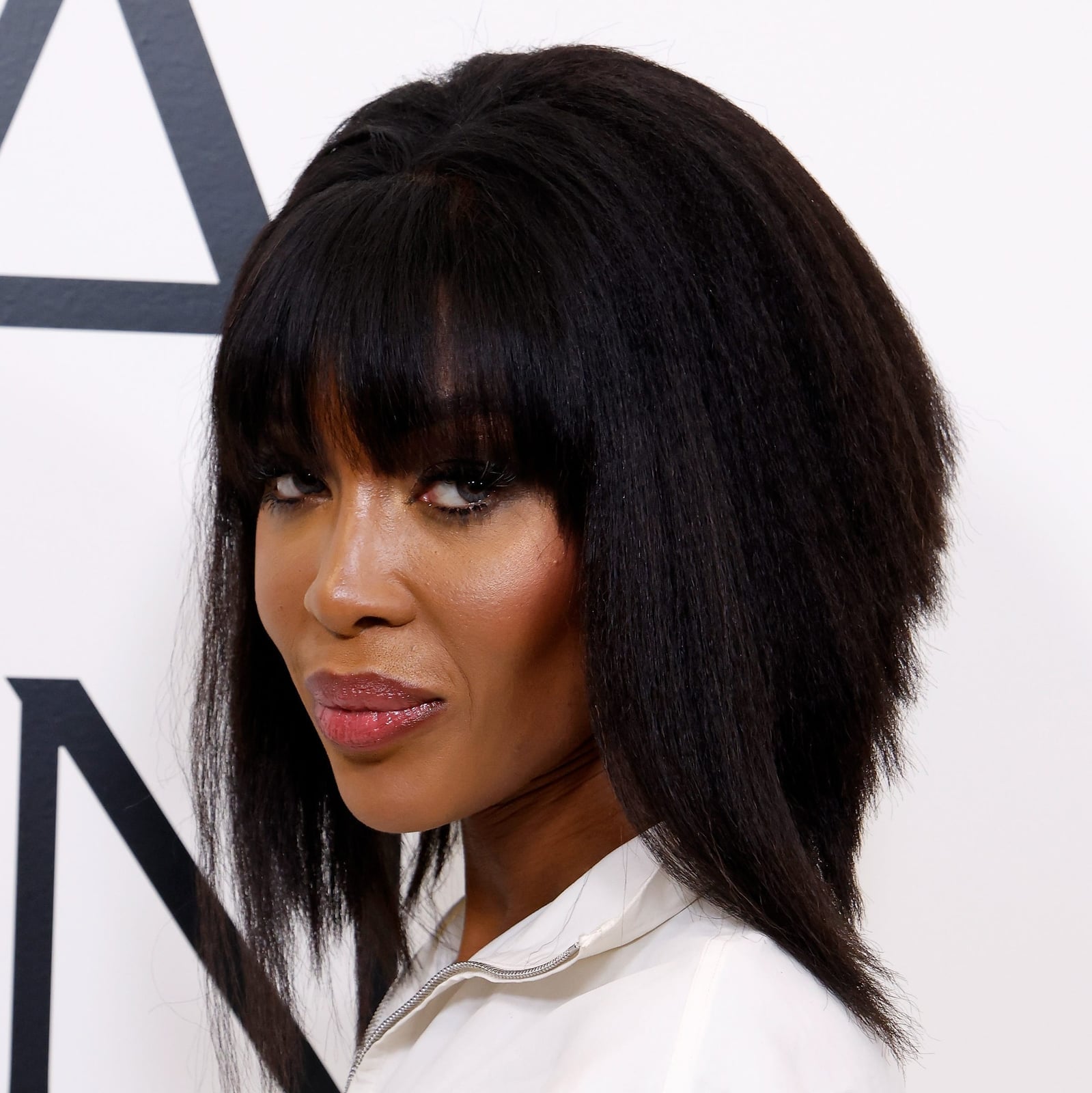Collarbone Layered Lob With Volume Collarbone Layered Lob With Volume — Trendy Fine Hair