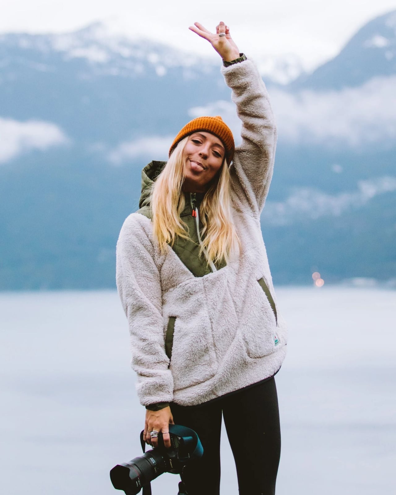 Cream and Olive Fleece Jacket with Black Leggings Cream and Olive Fleece Jacket with Black Leggings — Trendy Fleece Outfits