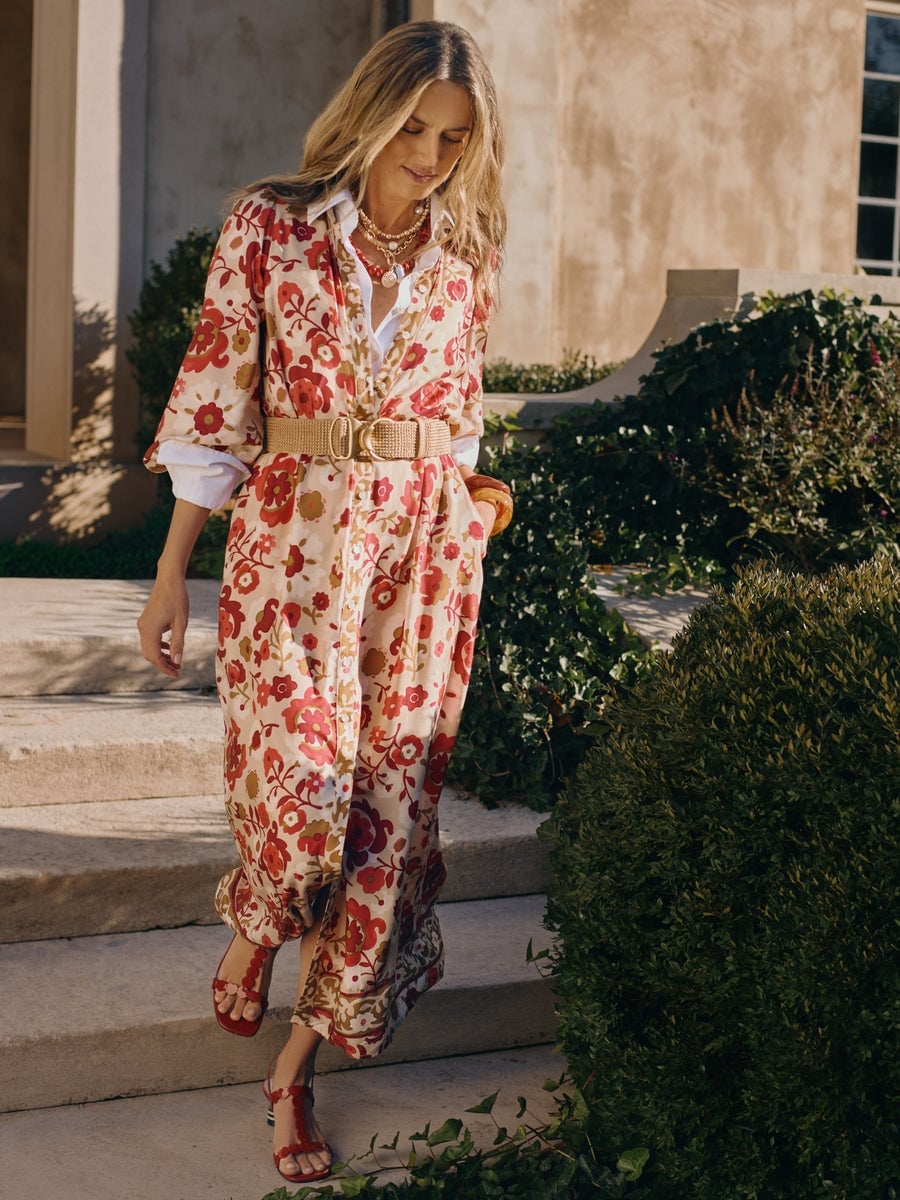 Beige Oversized Floral Print Dress Over a White Shirt Beige Oversized Floral Print Dress Over a White Shirt — Trendy Floral Dress