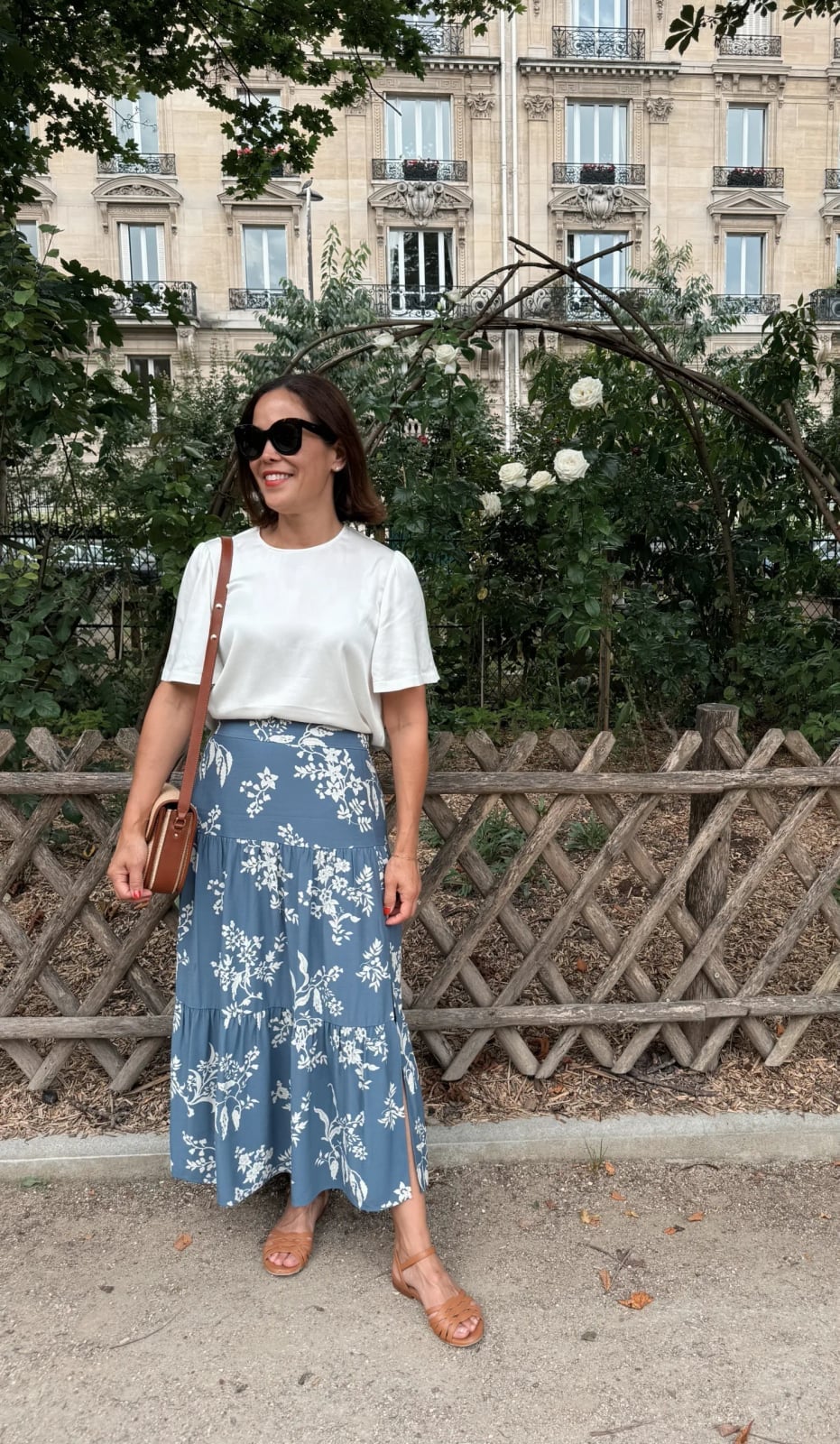 Tiered Floral Midi Skirt with White T-Shirt Tiered Floral Midi Skirt with White T-Shirt — Trendy French Style