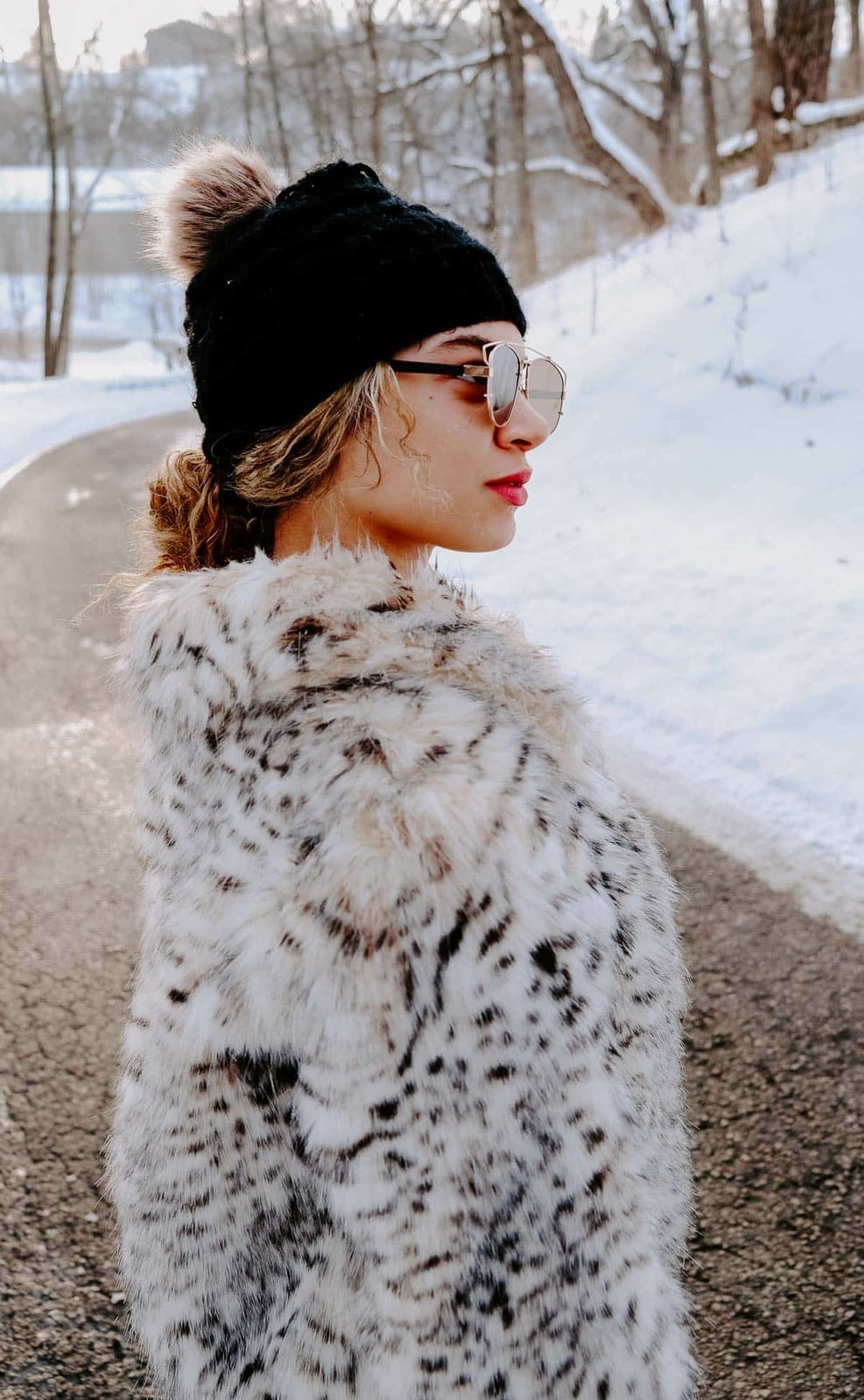 White Faux Fur Jacket With Beanie — Trendy Fur Outfits