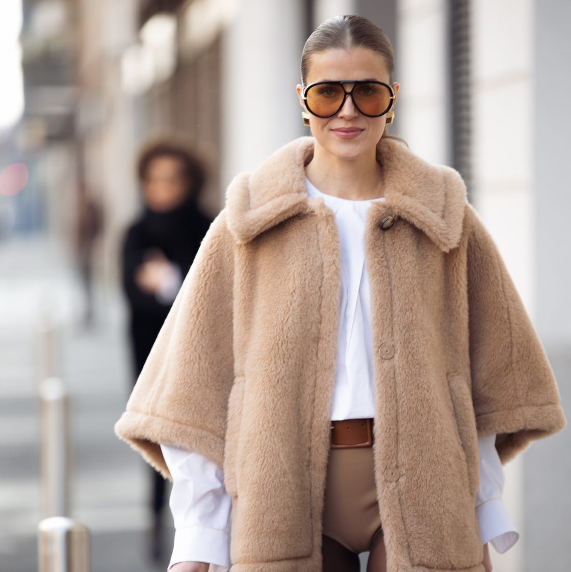 Beige Teddy Bear Coat With Collared Shirt — Trendy Fur Outfits