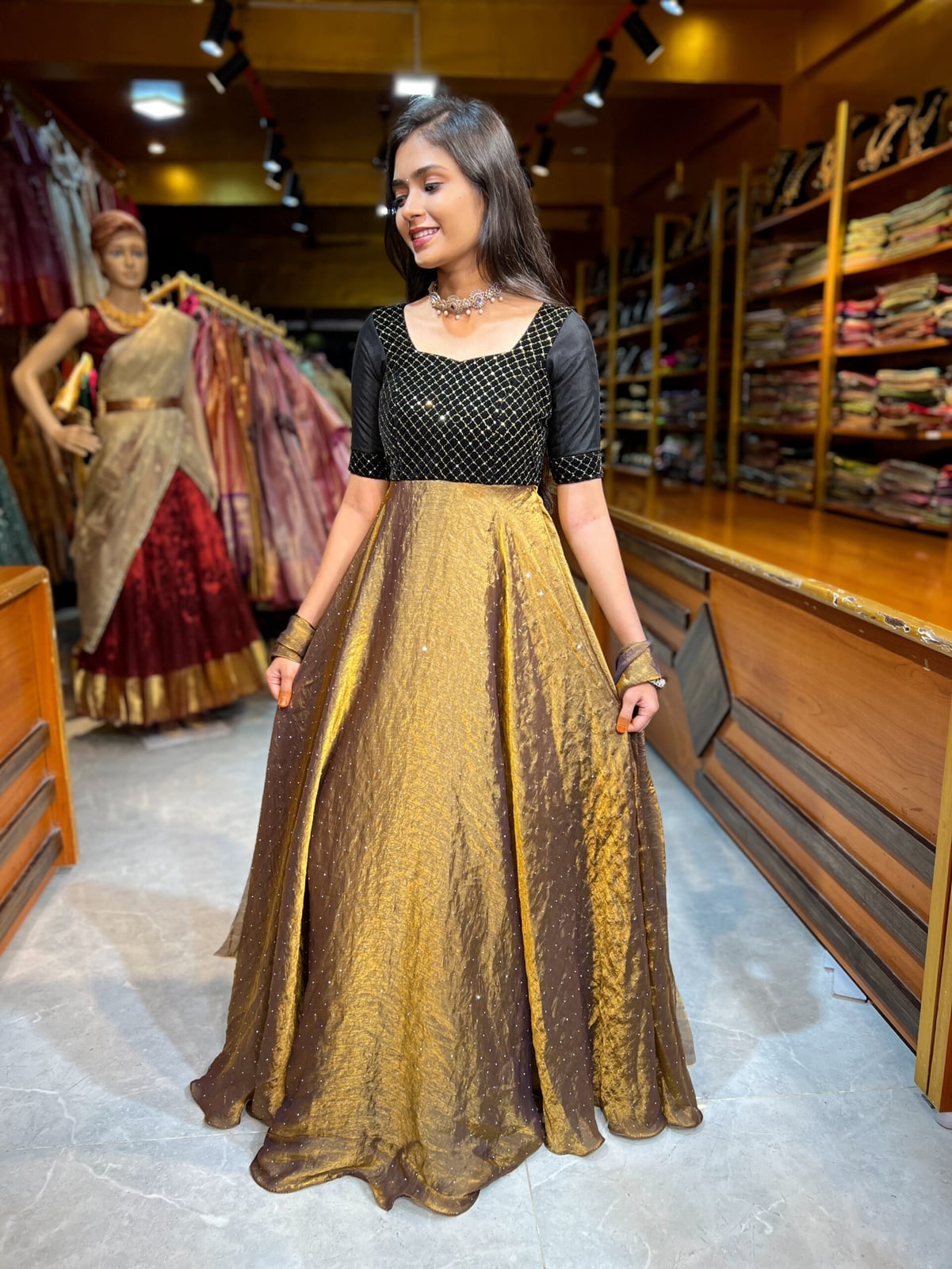 Black and Gold Gown With Sequined Top Black and Gold Gown With Sequined Top — Trendy Gold Outfits