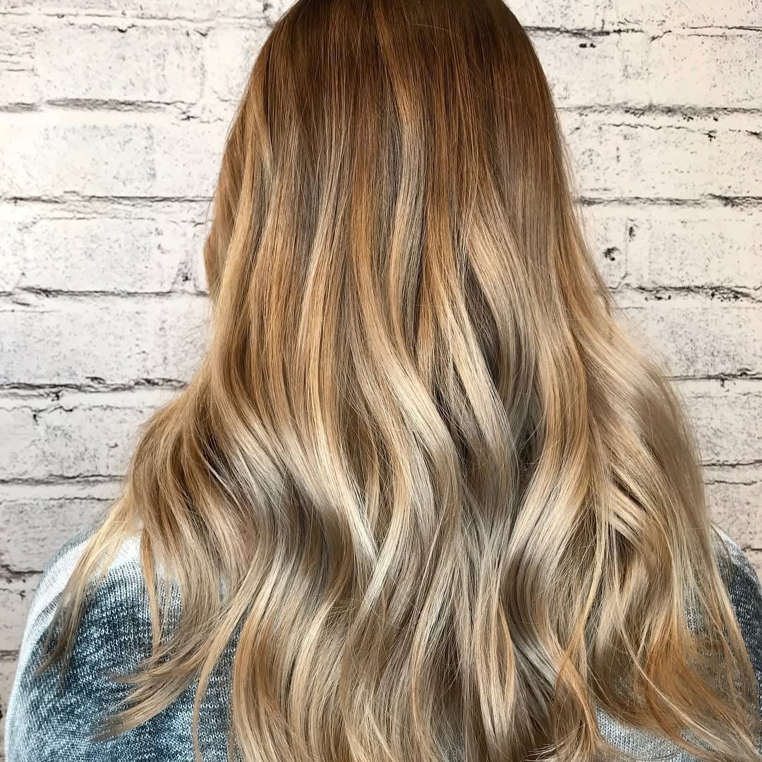 Mid-Back Golden Blonde Balayage Transition, Layers — Trendy Golden Blonde